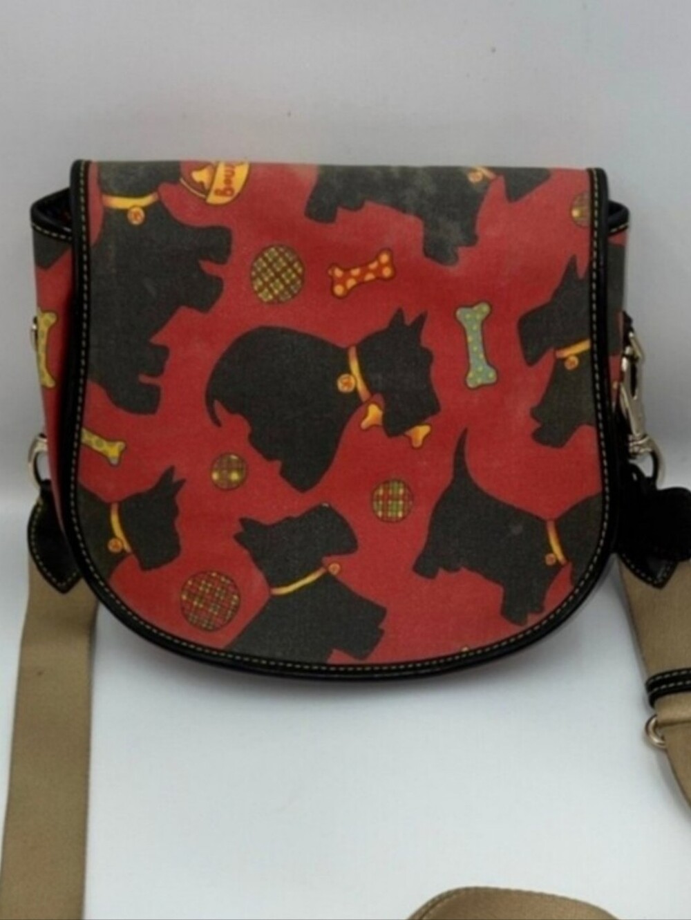 Rare Dooney & Bourke Scottish Dog Terrier Red and Black Crossbody With Charm
